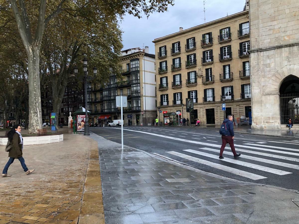 Apartamento minimalista en el corazón de Bilbau Exterior foto